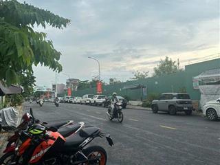 Vip quận 11  hẻm xe tải thông tứ tung  kế đầm sen, lê đại hành  ngang 4 mét  8,xx tỷ