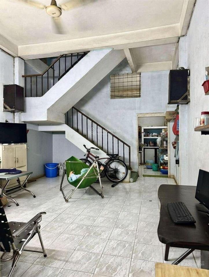 Nhà kề bên chợ điện tử nhật tảo quận 11  53 m2  3 tầng  hẻm 4 m thông gần mặt tiền  nhỉnh 8 tỷ