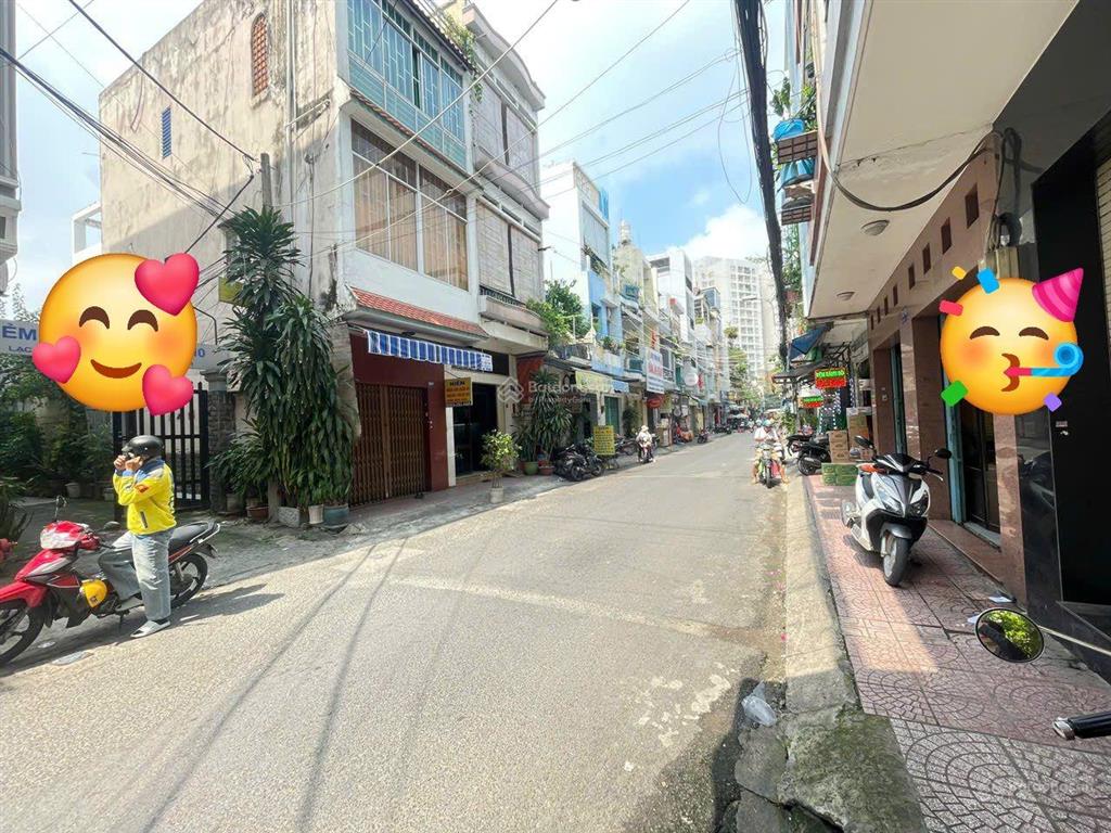 Bán nhà 3 tầng  hẻm xe tải  lạc long quân  quận 11  7,** tỷ