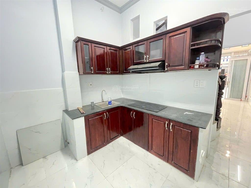 Bán nhà 3 tầng  hẻm xe tải  lạc long quân  quận 11  7,** tỷ