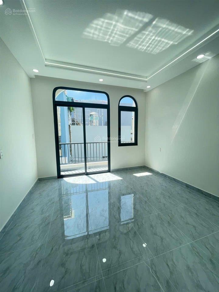 Bán nhà mới đẹp 5 tầng  hẻm xe hơi  ngang 4 mét  lạc long quân  quận 11  6,x tỷ