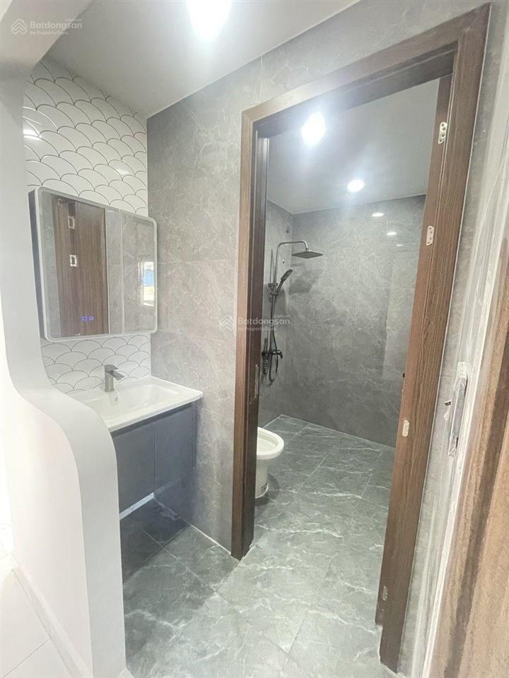 Bán nhà mới xây  ông ích khiêm  quận 11  diện tích (3,8 14)m2  6,x tỷ