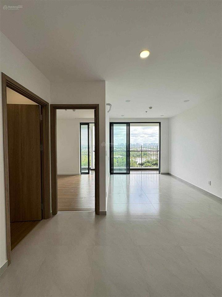 Bán 2pn 73m2 tầng cao đẹp giá 4,5 tỷ có sổ hồng. thiết kế tối ưu, thông minh. thanh toán góp k ls