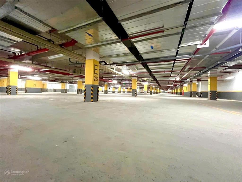 Bán 1pn+ 63m2 tầng cao đẹp giá 3.1 tỷ có sổ hồng. thiết kế thành 2pn. thanh toán góp ko ls