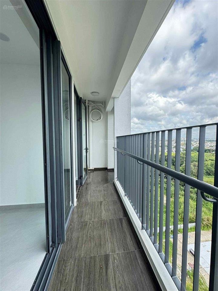 Bán 1pn 63m2 tầng cao đẹp giá 3.1 tỷ có sổ hồng. thiết kế tối ưu, thông minh. thanh toán góp ko ls