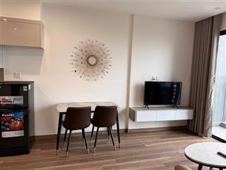 Hướng đông nam, view đẹp căn 1 phòng ngủ phân khu zurich, sẵn sổ hồng