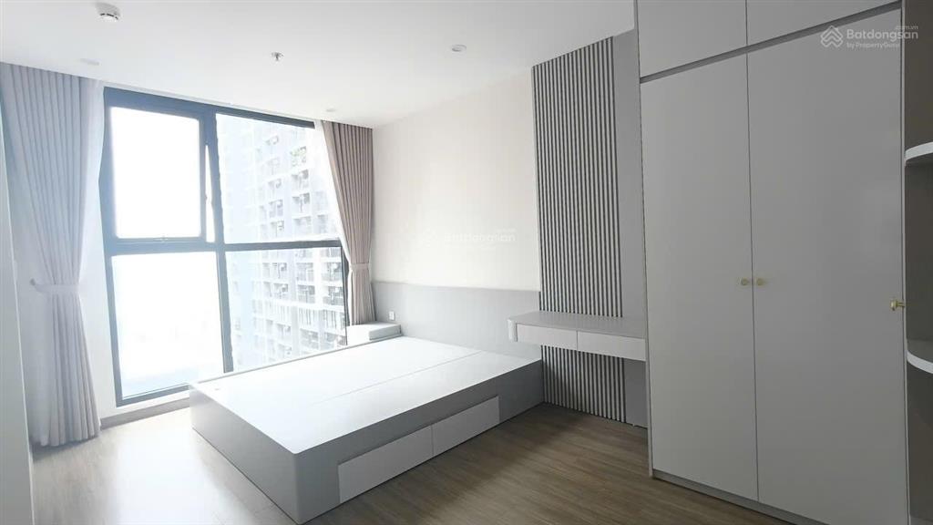 3 phòng ngủ đông nam khu pavilion nội thất mới, tầng trung đẹp, sổ đỏ sở hữu lâu dài