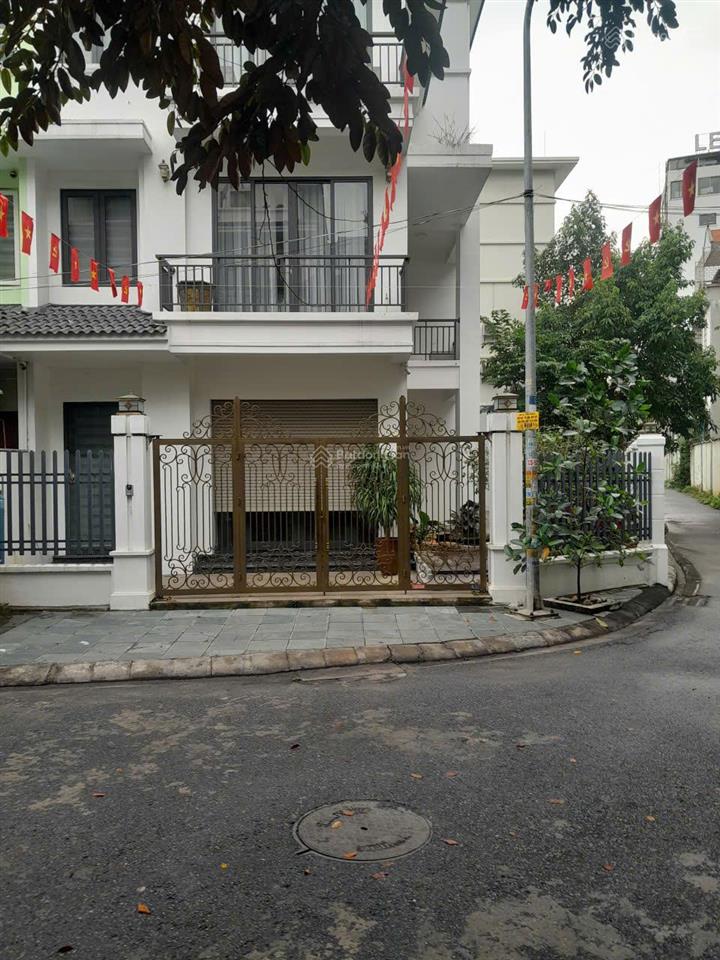 Ngân hàng phát mãi nhà 4 tầng lô góc tp hạ long