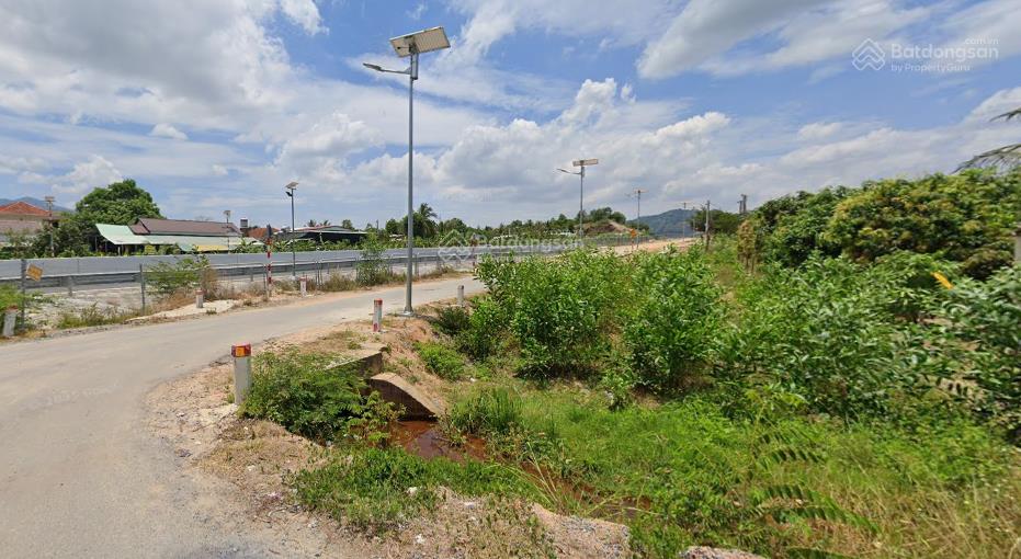 Đất mặt tiền hương lộ 4 đường ô tô ngay khu dân cư giá tốt đầu tư chỉ 600 triệu