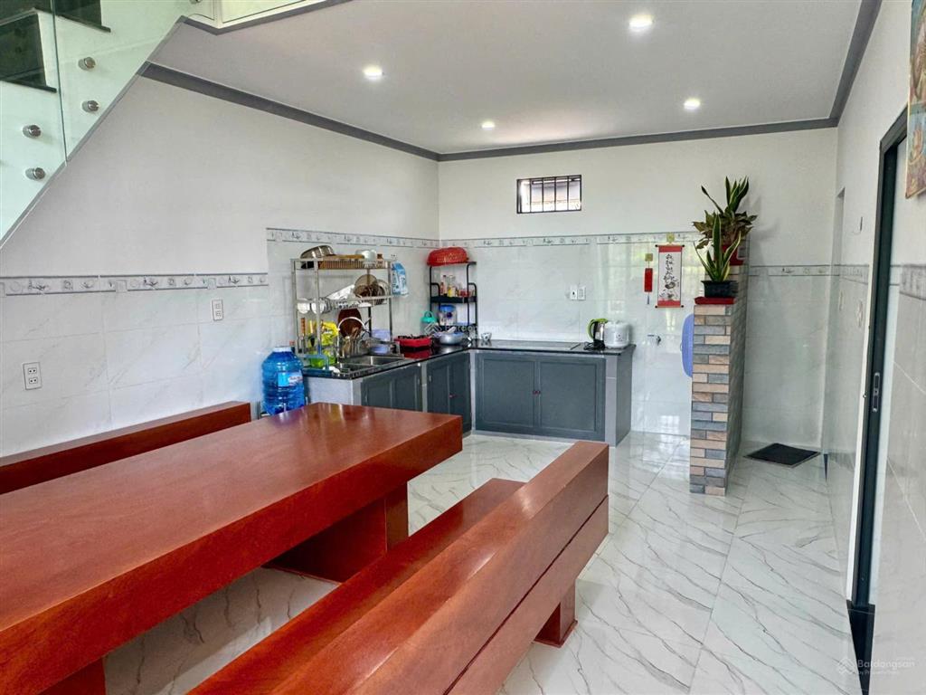 Nhà đẹp mới xây trong khu dân cư ngay trung tâm diên điền, giá tốt đầu tư chỉ 1 tỷ 480