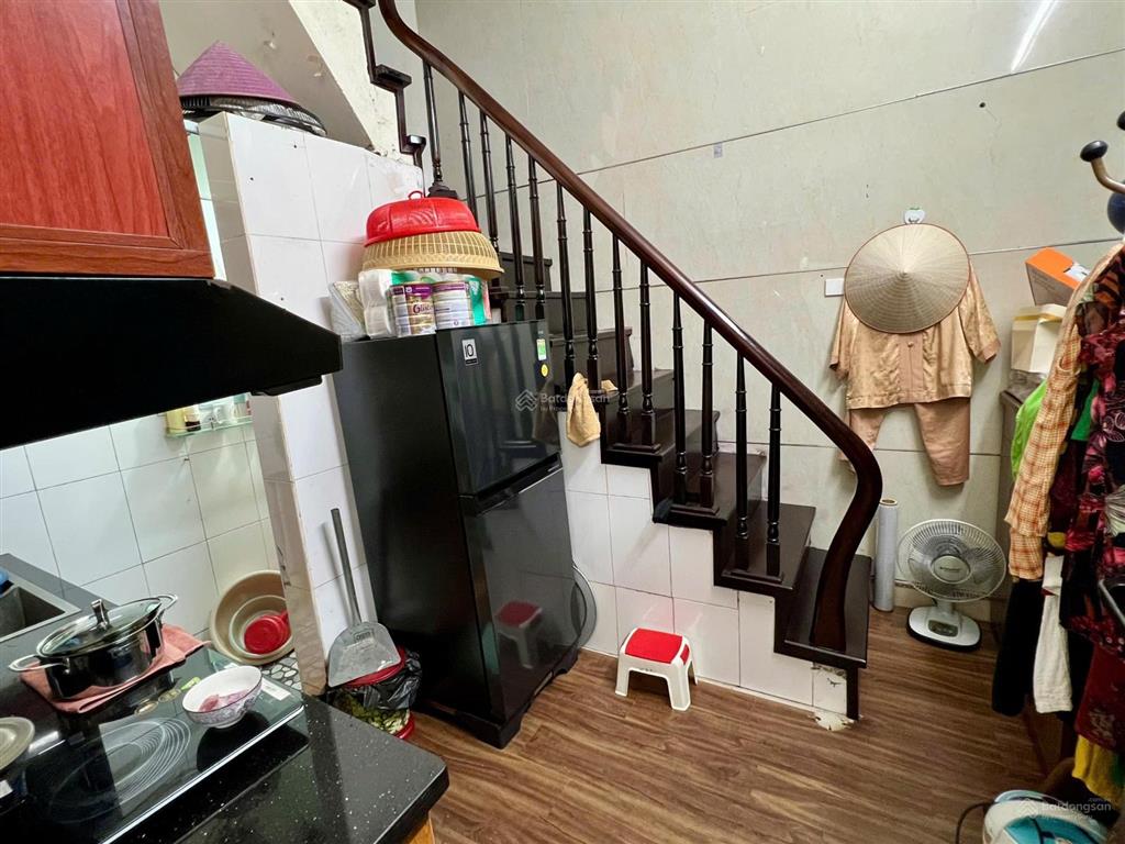 Bán nhà khu e thanh xuân bắc, nhỉnh 2 tỷ, ô tô đỗ cửa