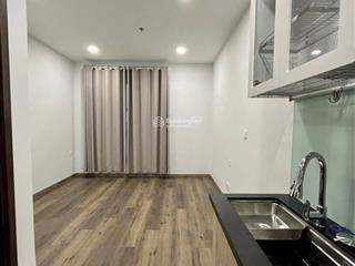 Chỉ 2.1 tỷ sở hữu studio có ban công view quận 1