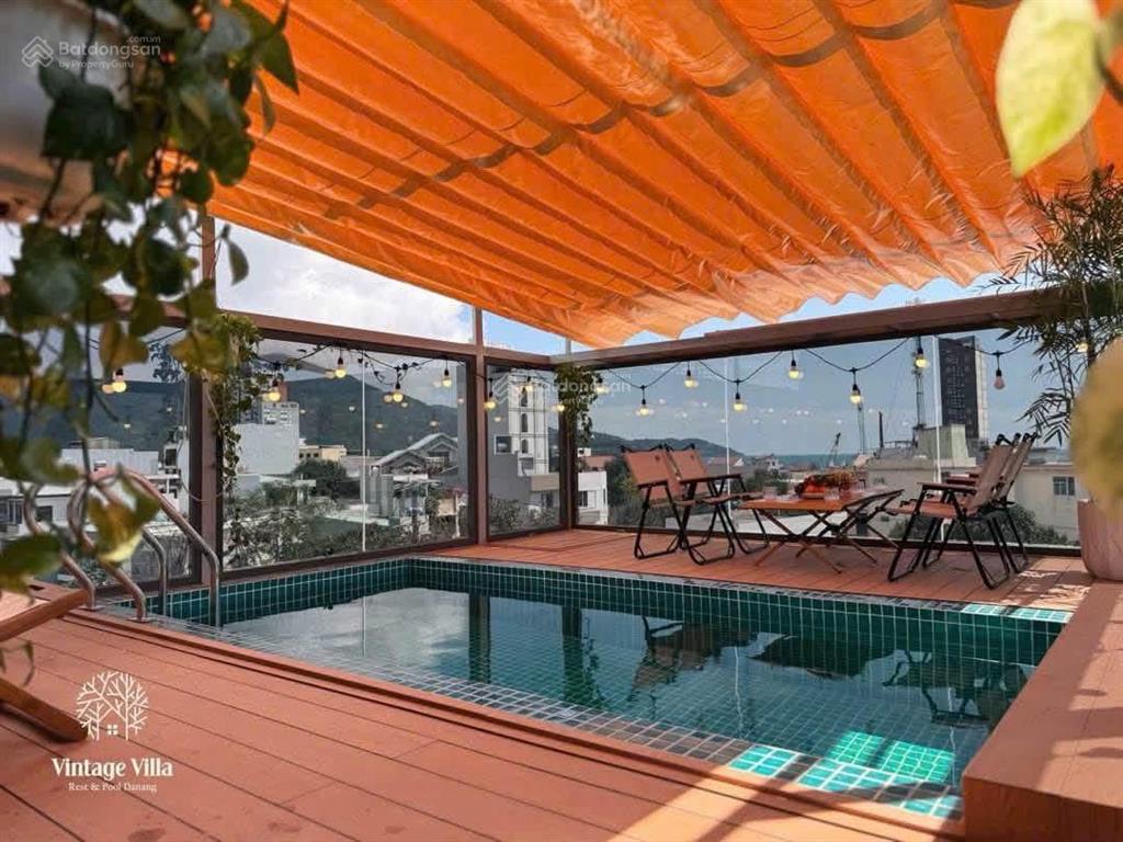Villa phong cách hiện đại sát biển mân thái mặt tiền sơn trà
