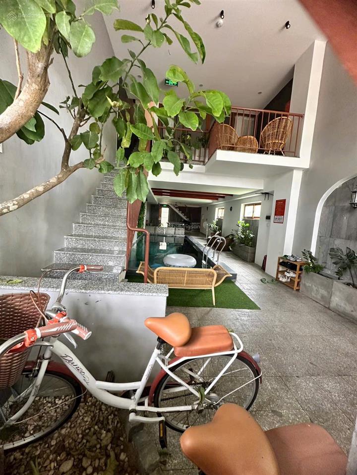 Villa sát biển sơn trà chỉ 20,x tỷ cách biển 100m, dòng tiền 80100 triệu/tháng