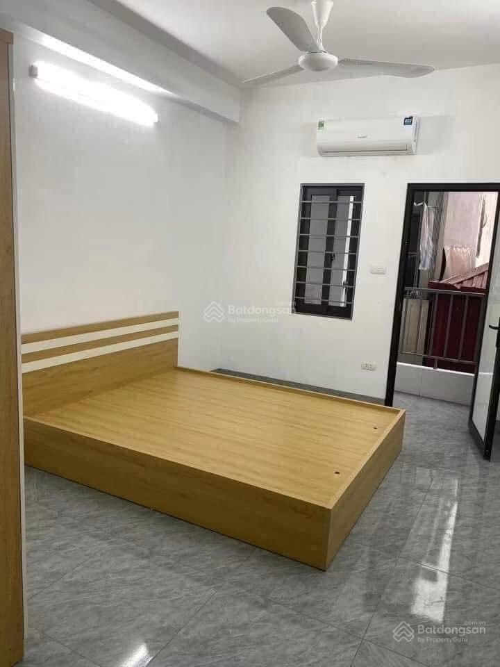 Cho thuê phòng ngõ 43 chùa bộc giá 2,5tr