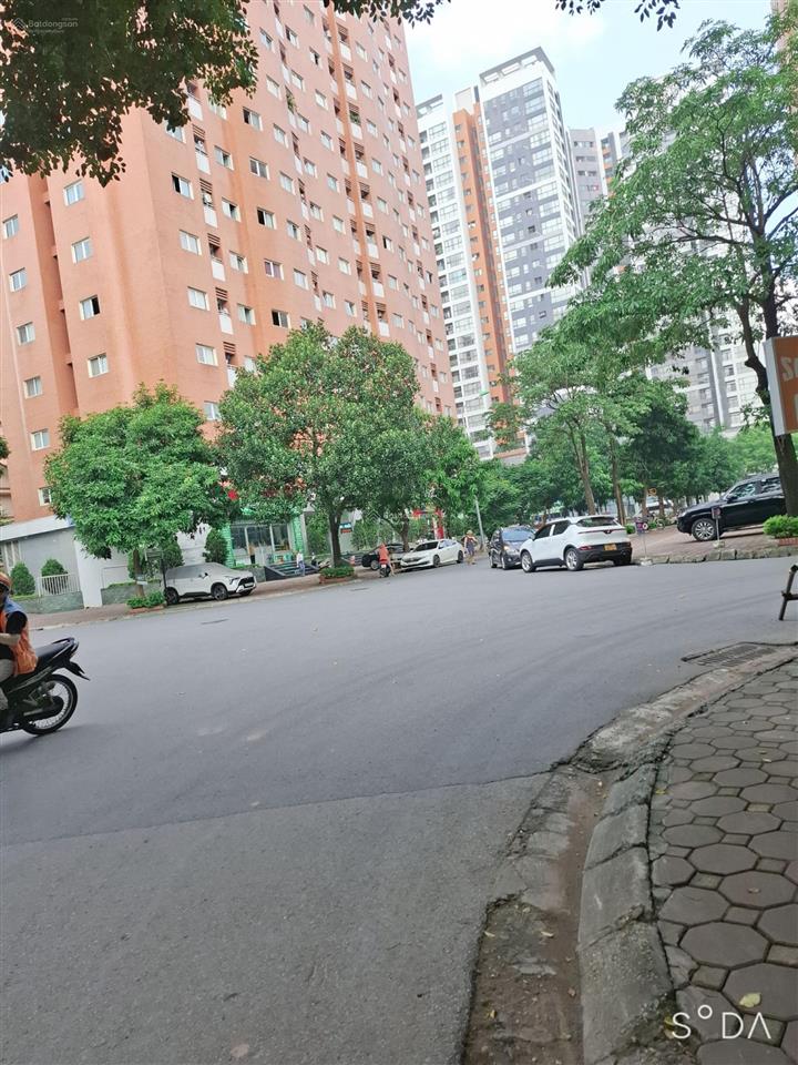 Bán nhà biệt thự đẹp, nhiều tiện ích tại kdt nghĩa đô, 185 tỷ, 360m20914 374 ***