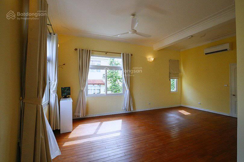 Biệt thự ngoại giao đoàn đẳng cấp không gian xanh 156m chỉ 29,6 tỷ 0914 374 ***