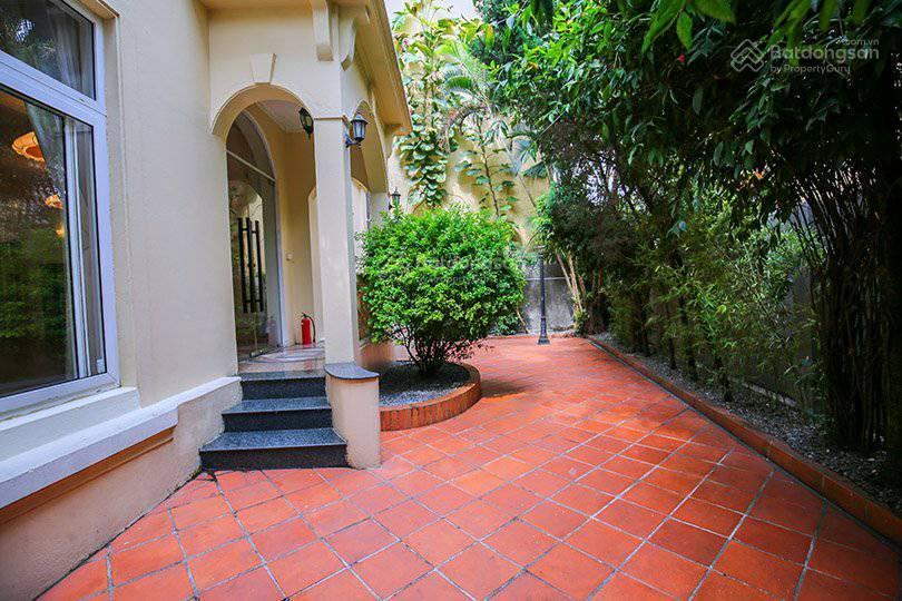 Biệt thự ngoại giao đoàn đẳng cấp không gian xanh 156m chỉ 29,6 tỷ 0914 374 ***