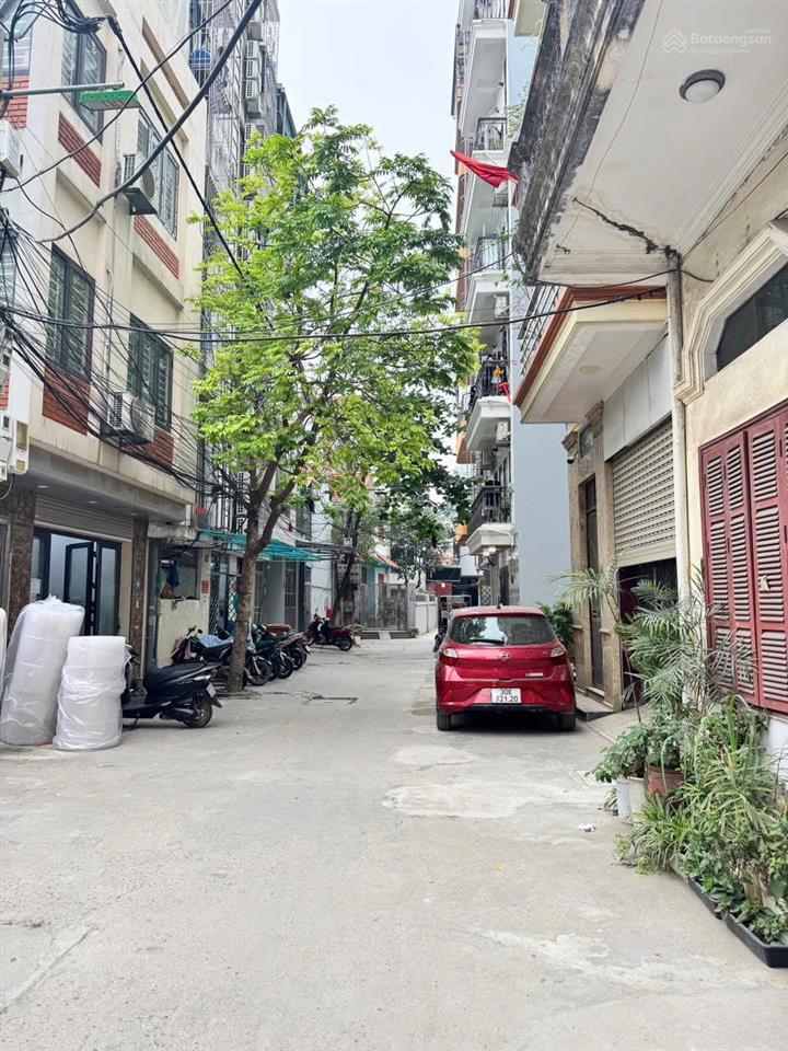 Đất vàng còn sót cầu diễn phân lô vip 55m chỉ 8,9 tỷ 0914 374 ***