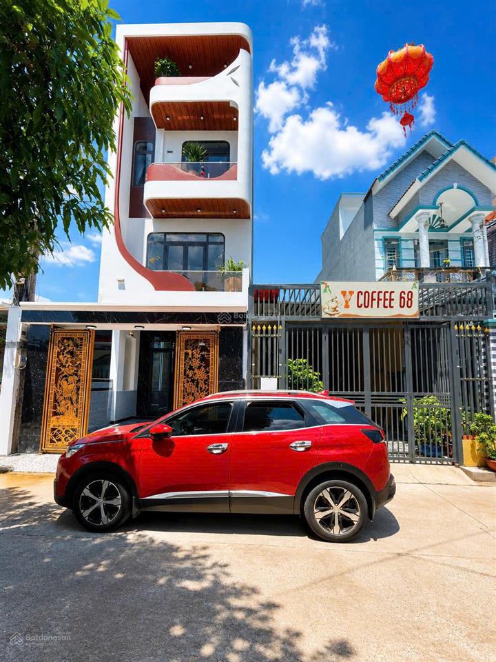 Nhà đẹp dĩ an vào ở ngay gần chợ gần trường