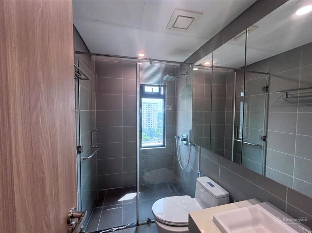 Cần tiền bán gấp căn hộ 108m2 tại the zei mỹ đình, giá 100tr/m2.căn hộ thiết kế 3n2wc full nội thất
