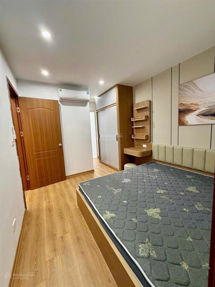 Cần bán gấp căn hộ chung cư 30t nam trung yên, giá 100 triệu/m2 58,5m², 2pn, 2wc, đầy đủ nội thất