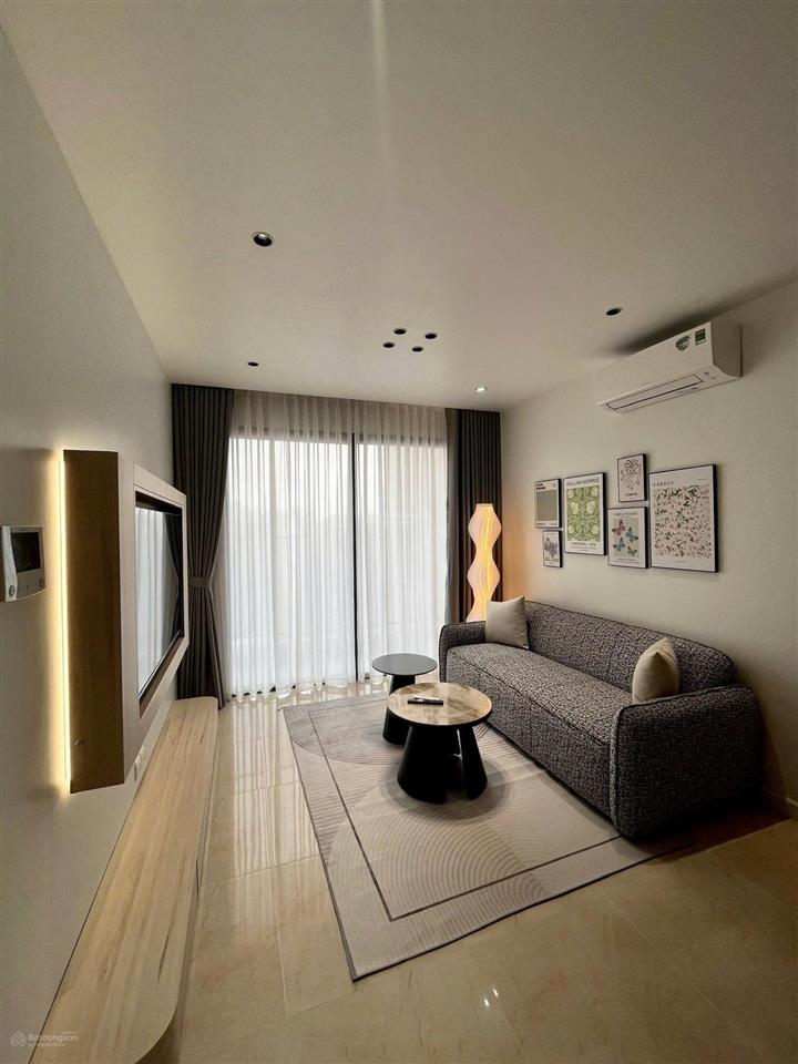 Cho thuê căn hộ chung cư vinhomes d'capitale, giá chỉ 13tr/th đầy đủ nội thất, tiện nghi.