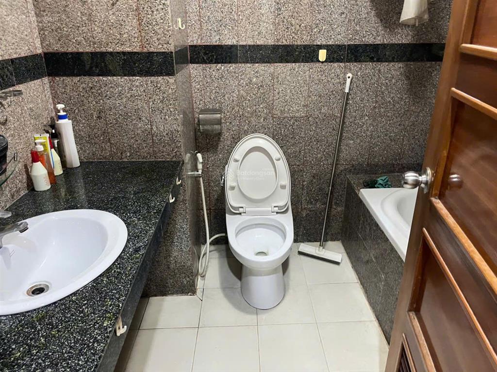 Cho thuê cc 2pn, 2wc, giá 11 triệu, 99m2 tại new saigon  hoàng anh gia lai 3, nhà bè, hcm