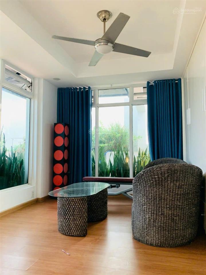 Cho thuê penthouse 5pn, 5wc, 360m2 tại new saigon  hoàng anh gia lai 3