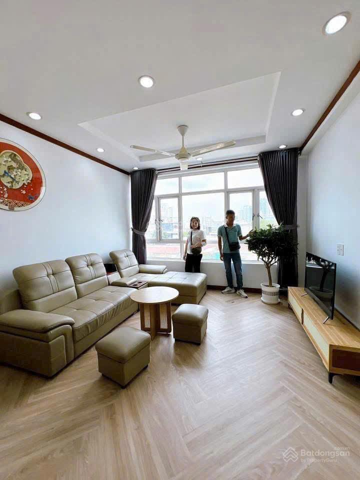 Bán gấp căn hộ 3pn, 3wc, 119m2, giá 4,25 tỷ tại hoàng anh gold house, nhà bè, hcm