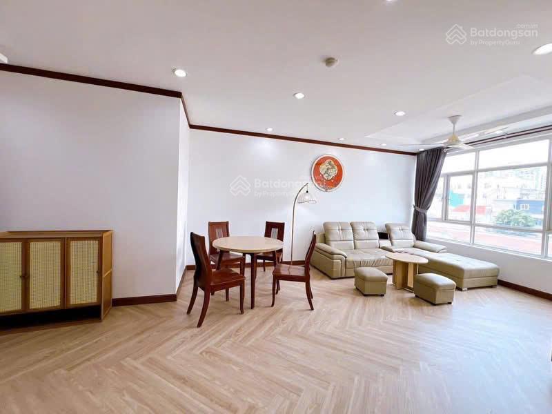 Bán gấp căn hộ 3pn, 3wc, 119m2, giá 4,25 tỷ tại hoàng anh gold house, nhà bè, hcm