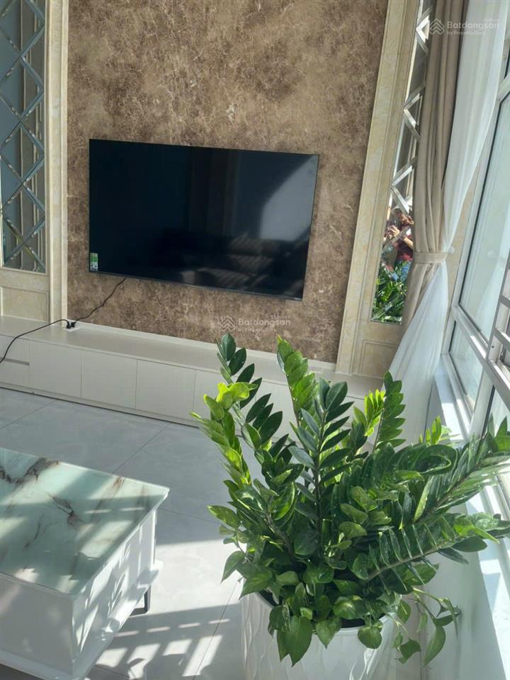 Bán gấp căn hộ lofthouse 5pn, 4wc, 129m2 tại phú hoàng anh, nhà bè, 7,5 tỷ vnd