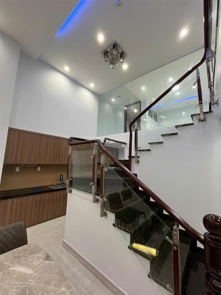 Bán gấp căn hộ lofthouse 5pn, 4wc, 129m2 tại phú hoàng anh, nhà bè, 7,5 tỷ vnd