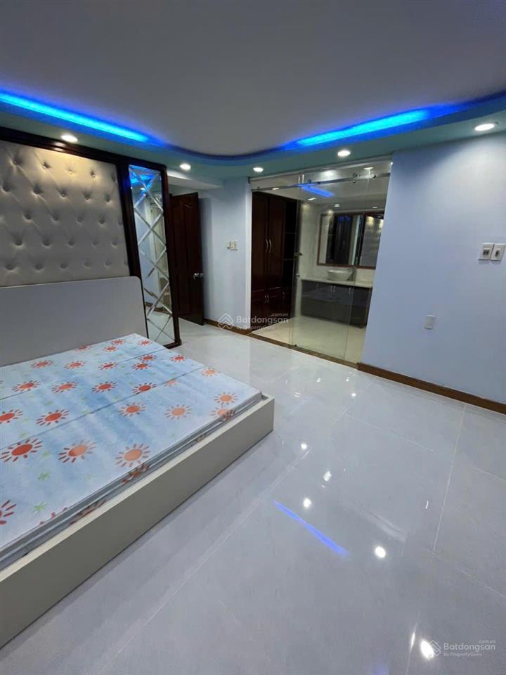 Căn hộ lofthouse lớn tại phú hoàng anh, 25 triệu/tháng, 129m2, 5pn, 4wc, đầy đủ nội thất