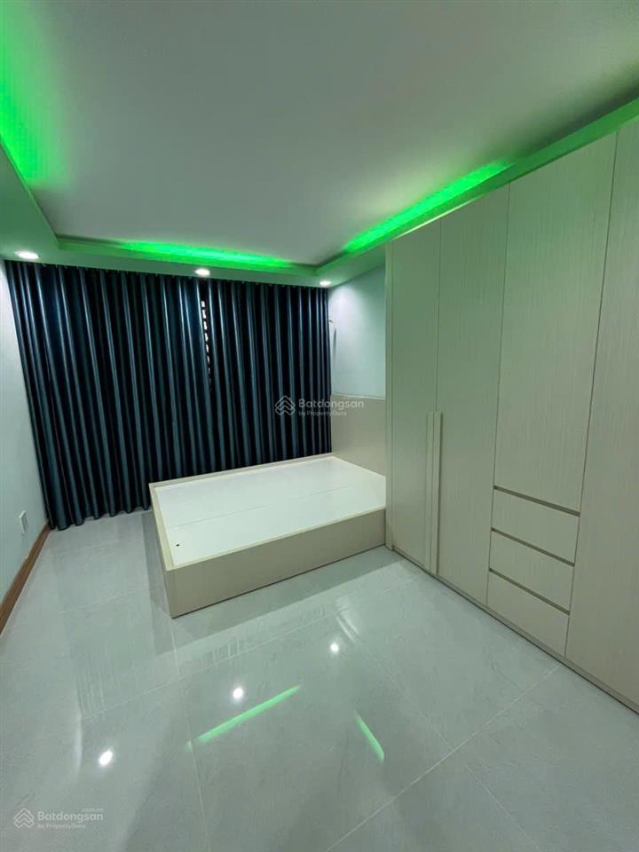 Căn hộ lofthouse lớn tại phú hoàng anh, 25 triệu/tháng, 129m2, 5pn, 4wc, đầy đủ nội thất