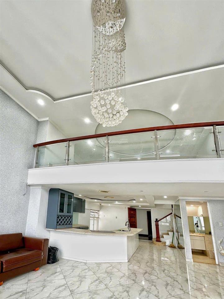 Cho thuê căn hộ lofthouse 4pn, 3wc tại phú hoàng anh, 13 triệu/tháng, 140m2, chính chủ