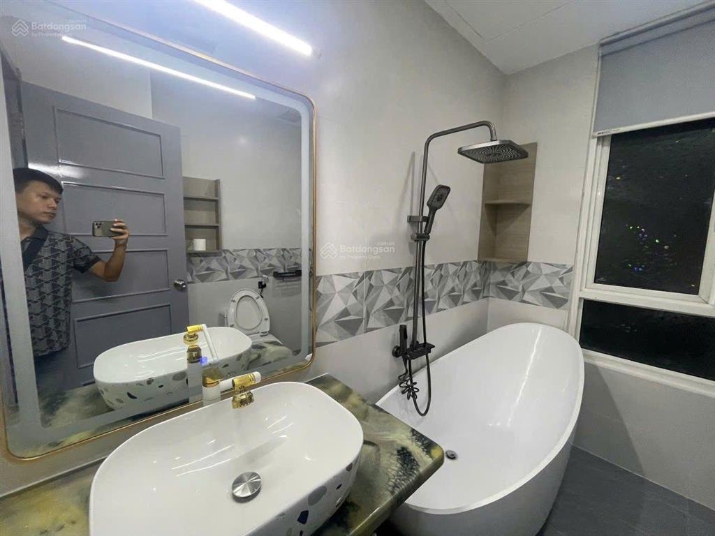 Bán cc new saigon  hoàng anh gia lai 3, 5,7 tỷ, 121m2, view đẹp