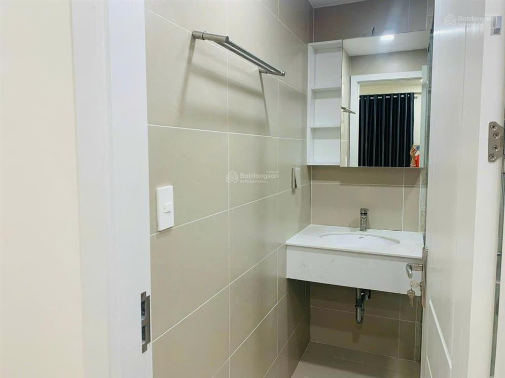 Cho thuê cc 2pn 2wc, 70m2 tại saigon south residences, 16 triệu vnd, view đẹp