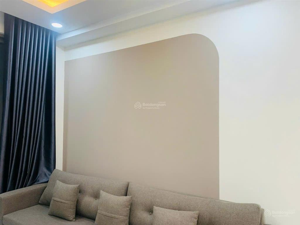 Cho thuê cc 2pn 2wc, 70m2 tại saigon south residences, 16 triệu vnd, view đẹp