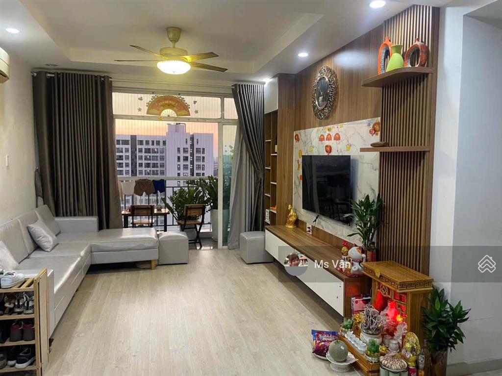 Bán căn hộ cc 2pn 2wc tại new saigon 3,85 tỷ