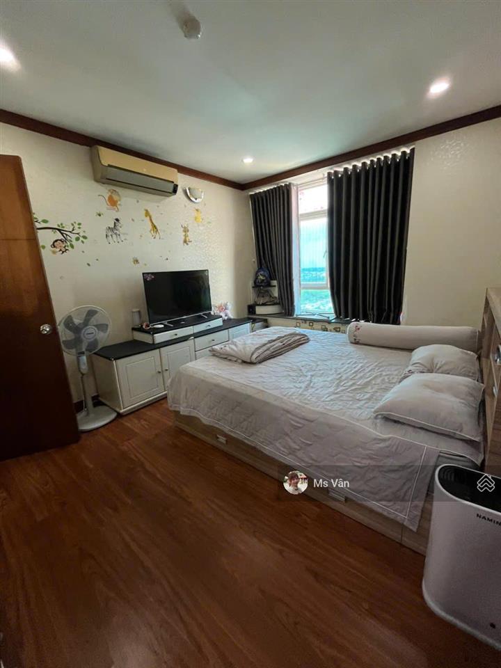 Bán căn hộ cc 2pn 2wc tại new saigon 3,85 tỷ