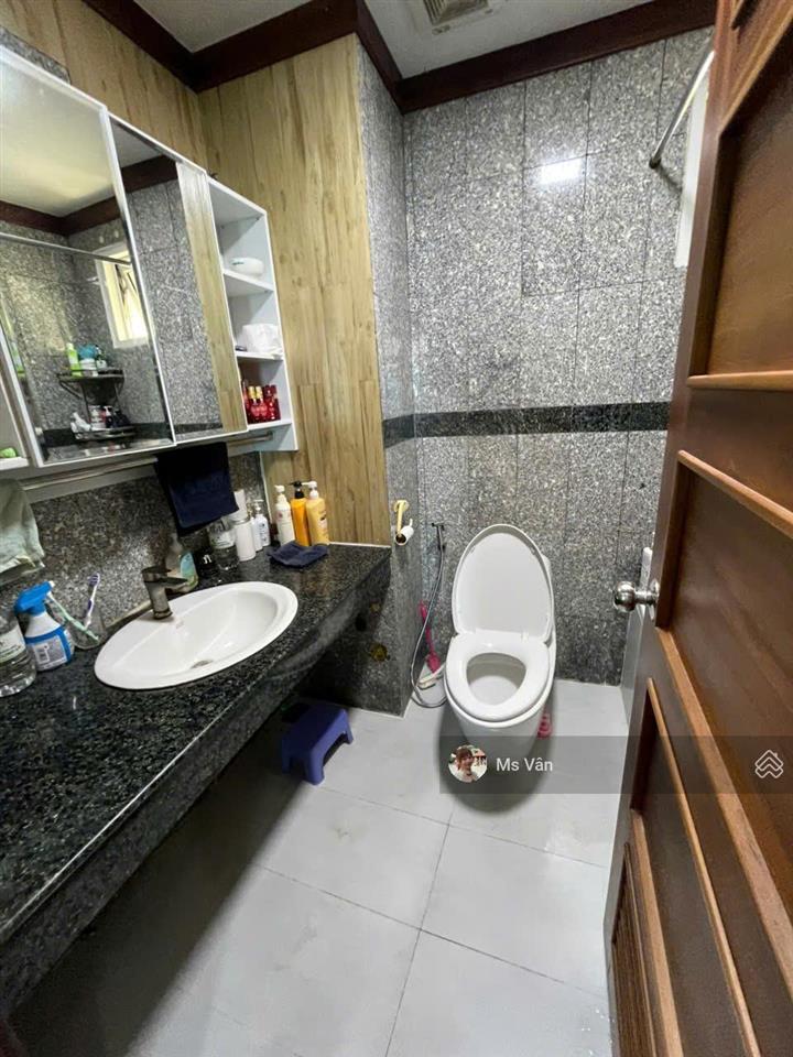 Bán căn hộ cc 2pn 2wc tại new saigon 3,85 tỷ