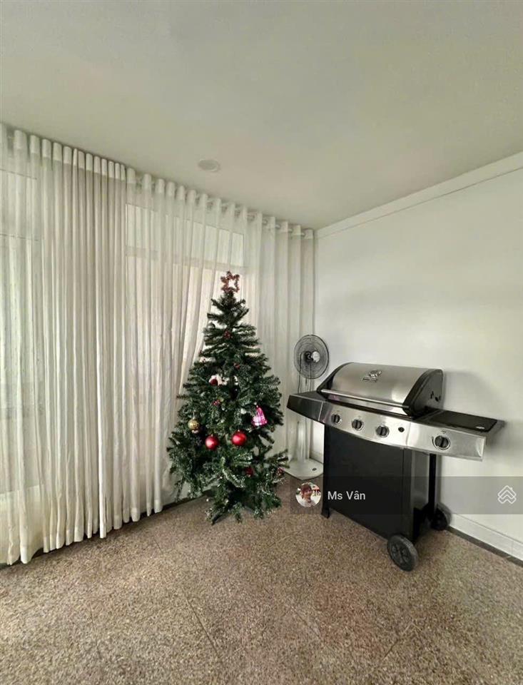 Cho thuê cc new saigon  hoàng anh gia lai 3, 25 triệu/tháng, 300m2, 5pn, 4wc, giá tốt, view đẹp
