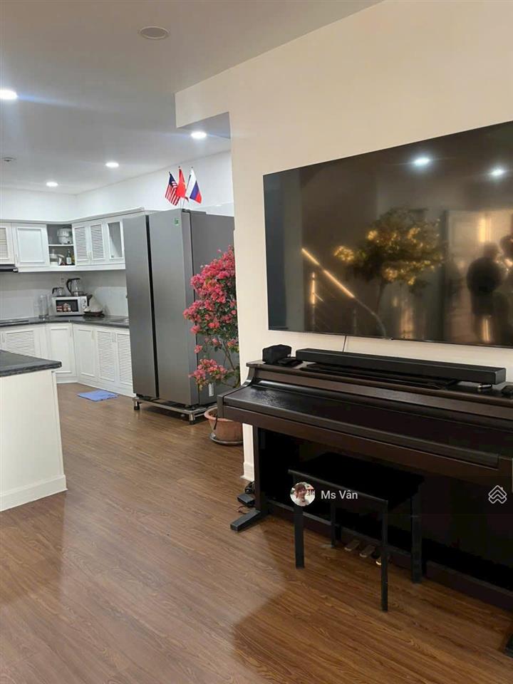 Cho thuê cc new saigon  hoàng anh gia lai 3, 25 triệu/tháng, 300m2, 5pn, 4wc, giá tốt, view đẹp