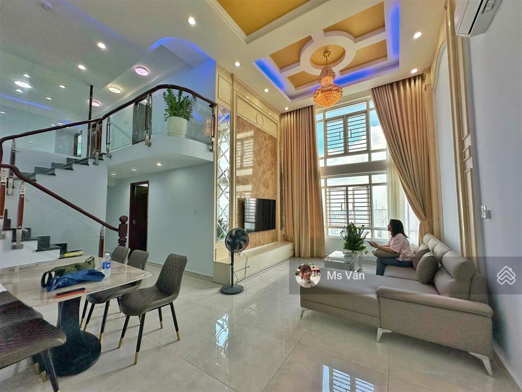 Cho thuê lofthouse tại phú hoàng anh, 25 triệu vnd, 230m2, 6pn, 4wc