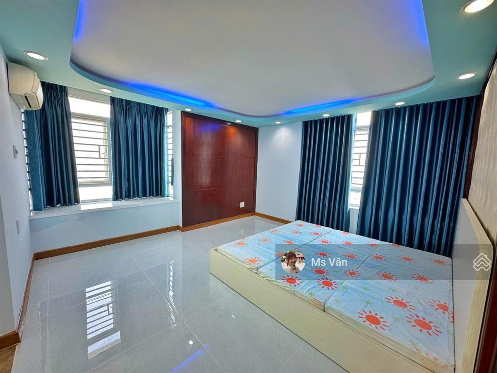 Cho thuê lofthouse tại phú hoàng anh, 25 triệu vnd, 230m2, 6pn, 4wc