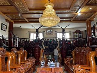 Biệt thự gỗ vip an dương vương giáp q6, 940m2, nội thất gỗ khủng 40 tỷ