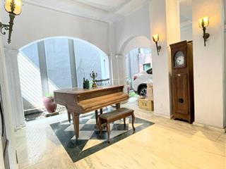 Biệt thự tân cổ điển trung tâm quận 8  4 tầng btct  khu hiếm nhà bán