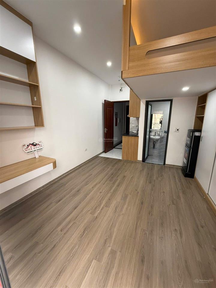 Toà ccmn nguyễn chí thanh, 40m ra ôtô tránh, 2 thoáng, 82m*7t*18p tm, dòng tiền~ 1.2 tỷ/năm, pccc