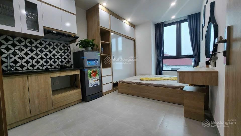 Toà ccmn tô hiệu, dt 100m x 8t mt 6m, 28pnkk, d thu 150tr/th, pccc, thoát hiểm, ô tô vào tận nơi